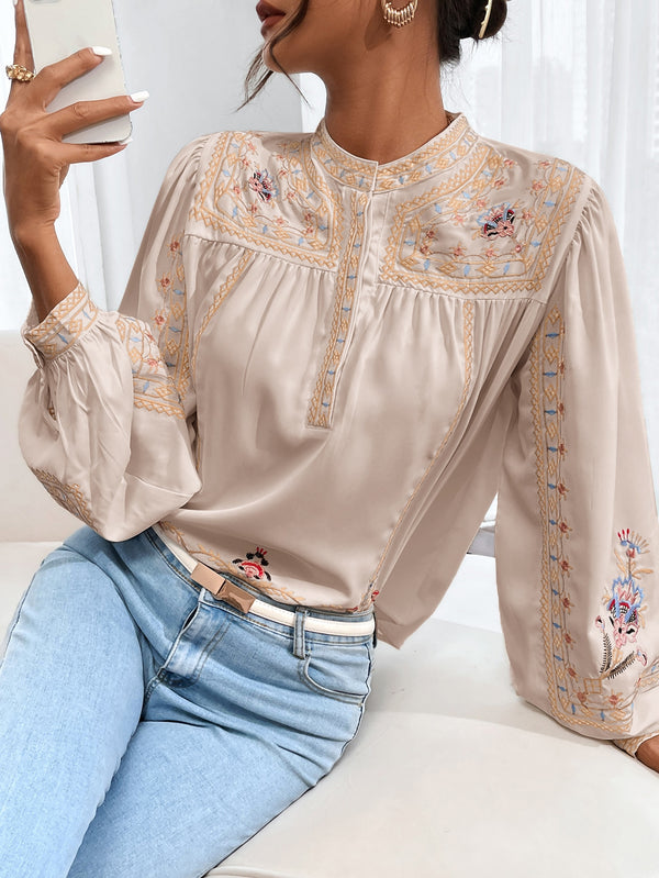 Dinazah Crew Neck Floral Embroidery Blouse